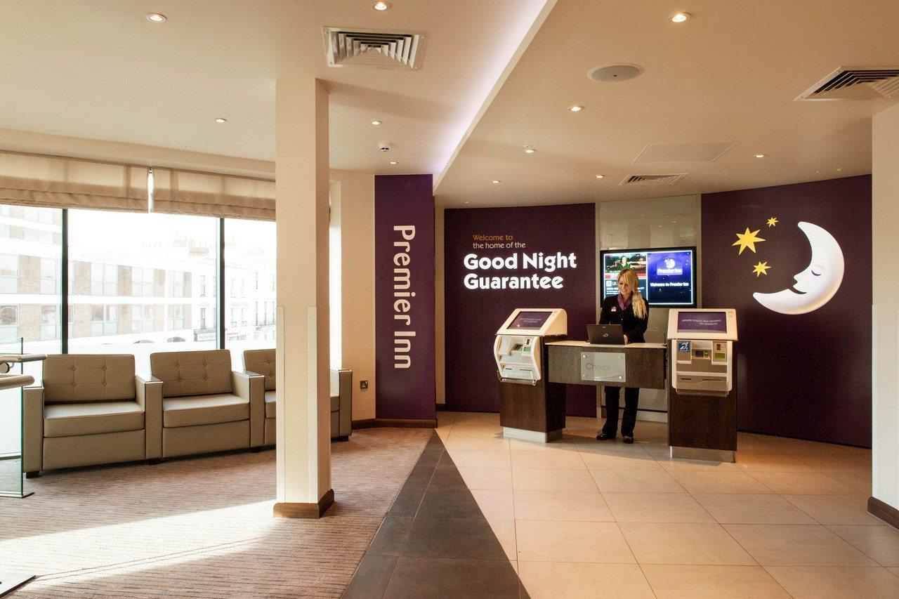 Premier Inn Canterbury City Centre Extérieur photo